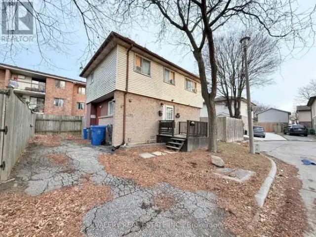 3 Bedroom House Windsor ON LS101090457