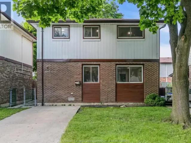 3 Bedroom House Windsor ON LS101878669