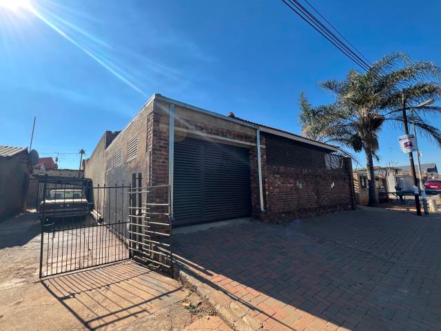 3 Bedroom House To Let in Meadowlands