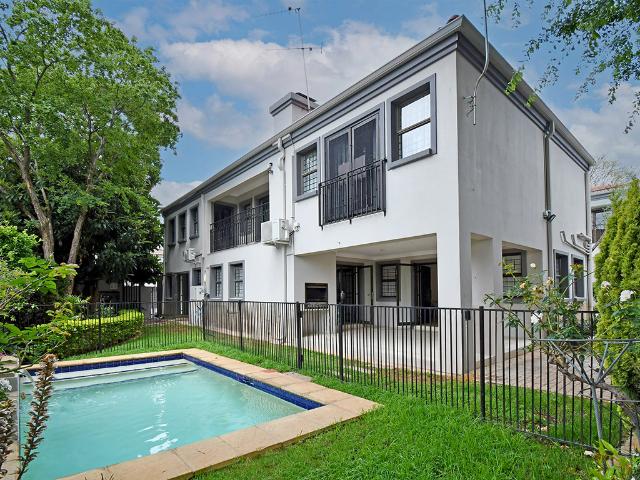 3 Bedroom House To Let in Morningside
