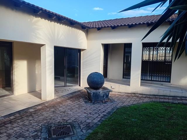 3 Bedroom House To Let in Nahoon