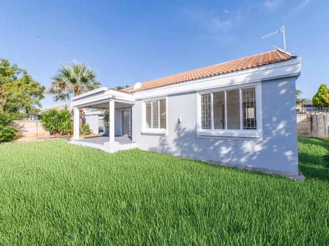 3 Bedroom House To Let in Barbeque Downs