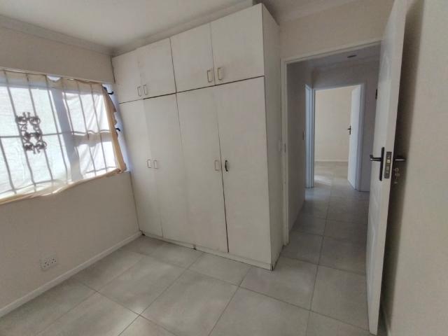 3 Bedroom House To Let in Drostdy Park