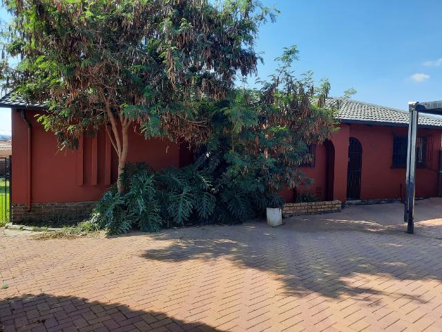 3 Bedroom House To Let in Elandspark