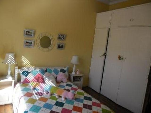 3 Bedroom House To Let in Kensington