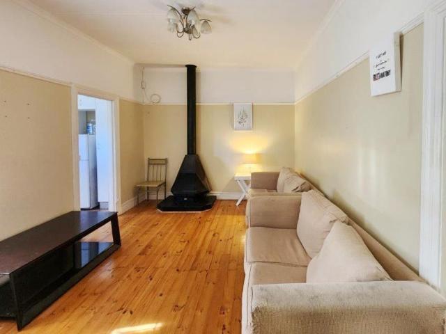 3 Bedroom House To Let in Richmond Hill