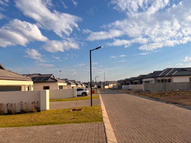 3 Bedroom House To Let in Secunda