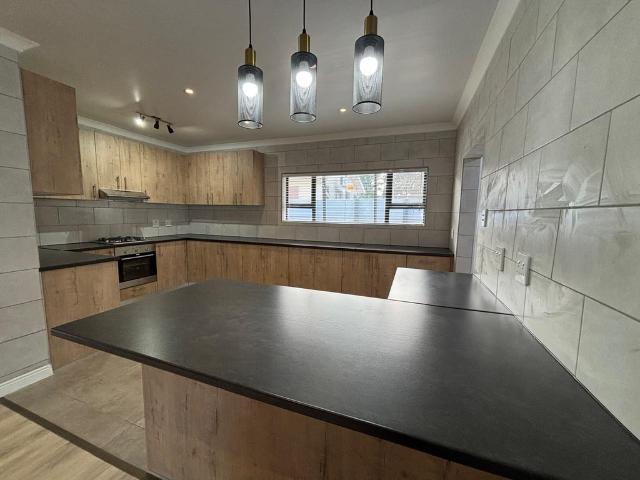 2 Bedroom Apartment Rented in Silver Oaks