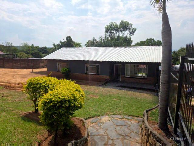 3 Bedroom House To Let in Sonheuwel
