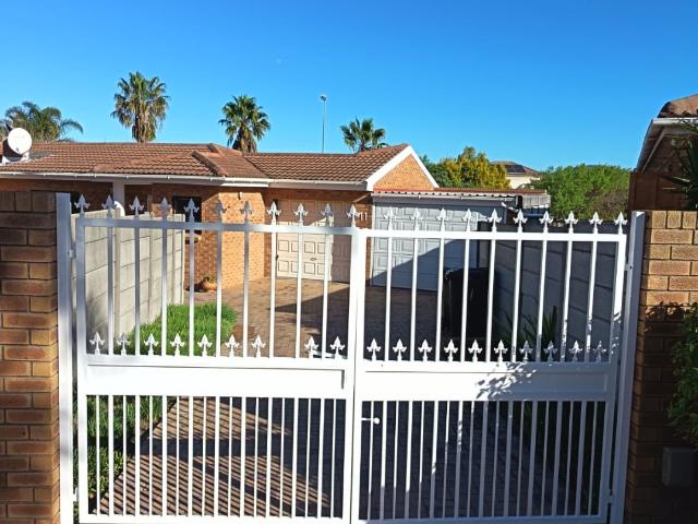 3 Bedroom House To Let in Sonstraal Heights