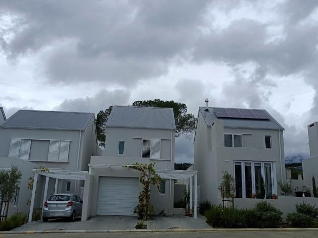 3 Bedroom House To Let in Voliere Estate