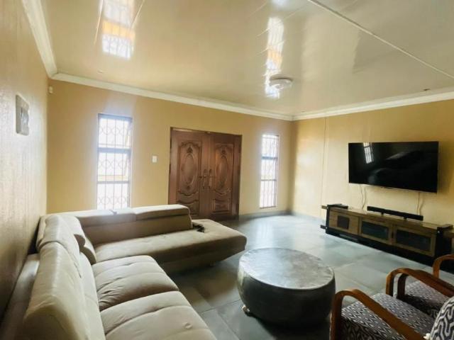 3 Bedroom house to rent in The Orchards, Akasia
