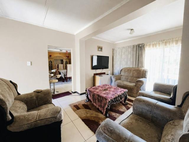 3 Bedroom House To Rent in Vanderbijlpark SW 5