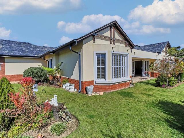 3 Bedroom House to Rent in Waterfall Valley Mature Lifestyle Estate