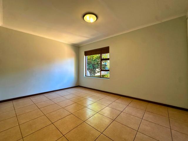 3 Bedroom House To Rent in Waterkloof Ridge