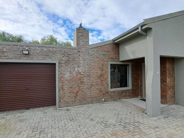 3 Bedroom house to rent in West Bank, Oudtshoorn