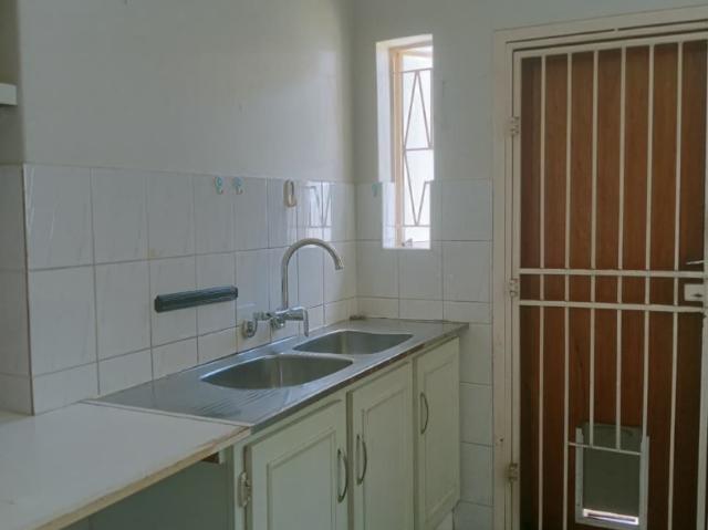 3 Bedroom House To Rent in Woodmead