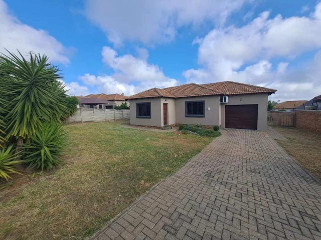 3 Bedroom House to Rent in Bendor