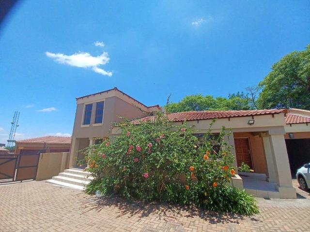 3 Bedroom House to Rent in Bendor