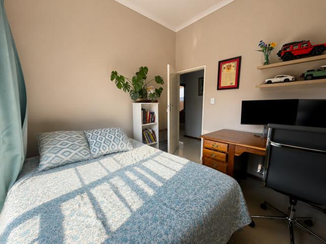 3 Bedroom House To Rent in Boardwalk