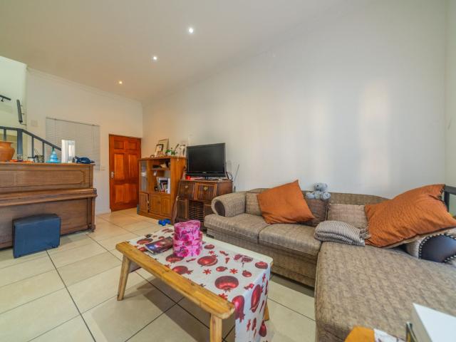 3 Bedroom House To Rent in Brackenfell South