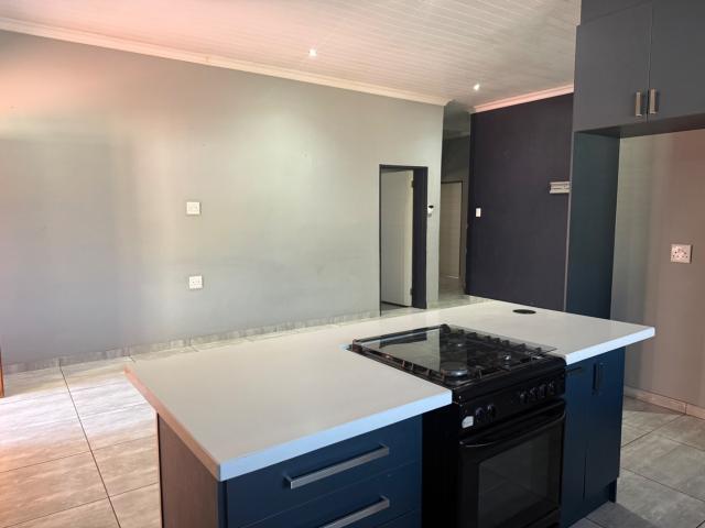 3 Bedroom House To Rent in Del Judor Ext 12