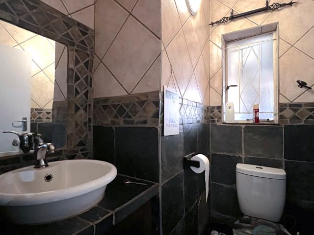 3 Bedroom House To Rent in Eldoraigne