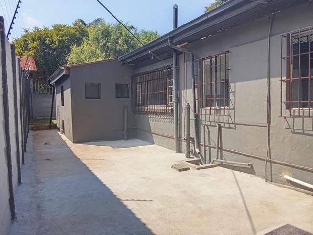 3 Bedroom house to rent in Florida, Roodepoort