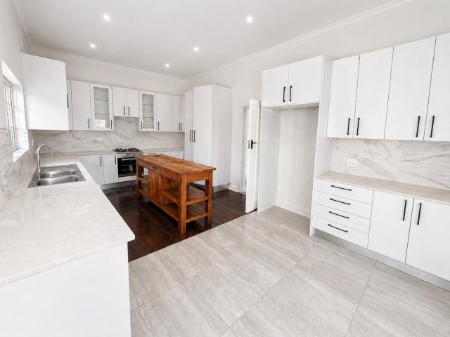 3 Bedroom House To Rent in Greenside