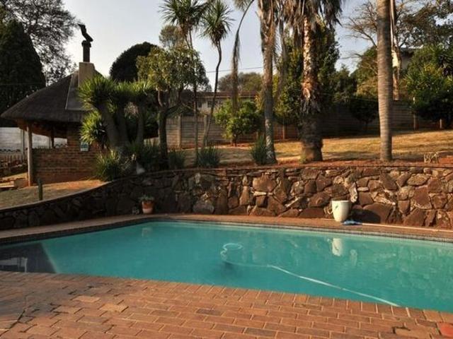 3 Bedroom house to rent in Helderkruin, Roodepoort