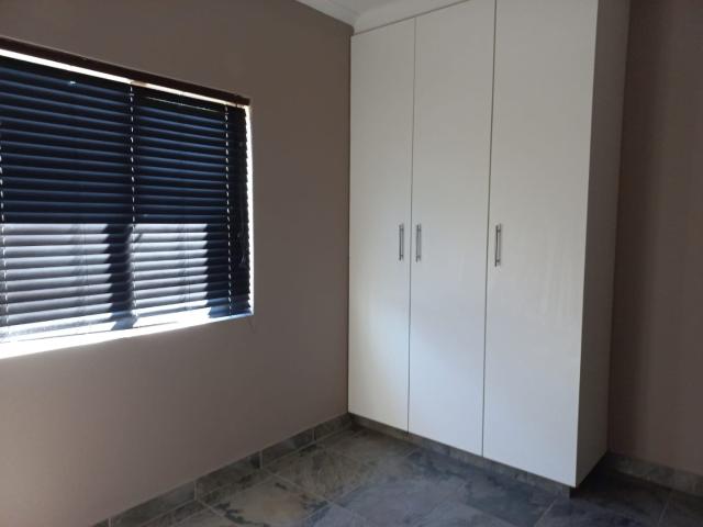 3 Bedroom House To Rent in Illovo Beach