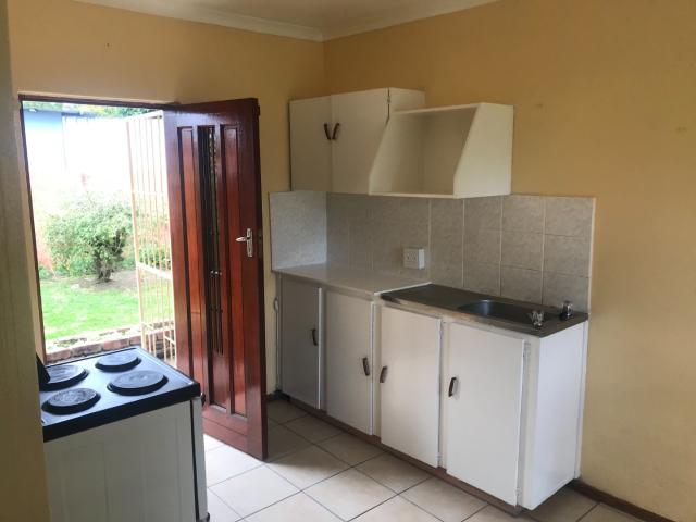 3 Bedroom House To Rent in Lorraine
