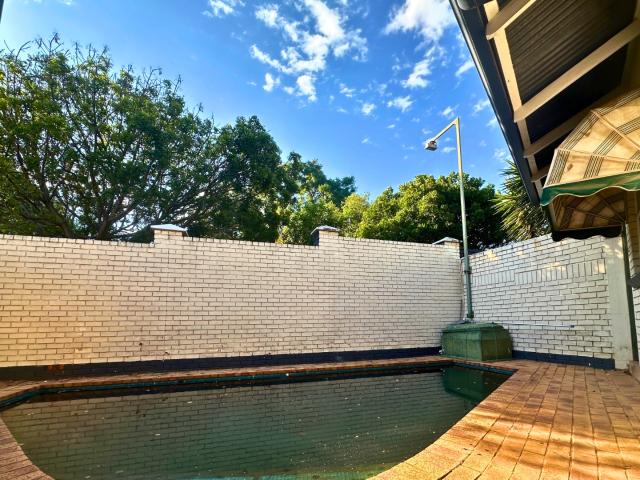 3 Bedroom House To Rent in Menlo Park