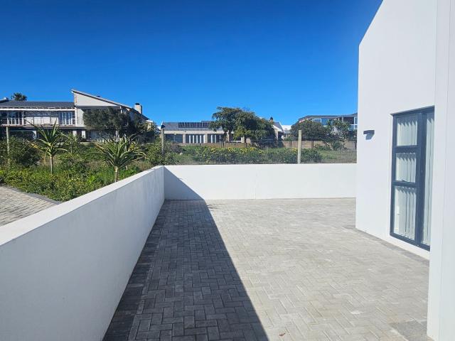 3 Bedroom House To Rent in Middedorp
