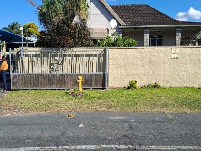3 Bedroom house to rent in Mount Vernon, Durban