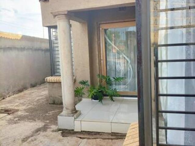 3 Bedroom House to Rent in Naledi