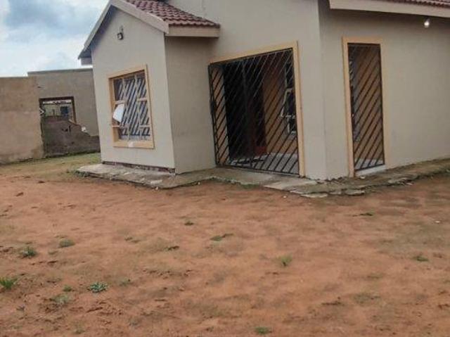 3 Bedroom House to Rent in Osizweni