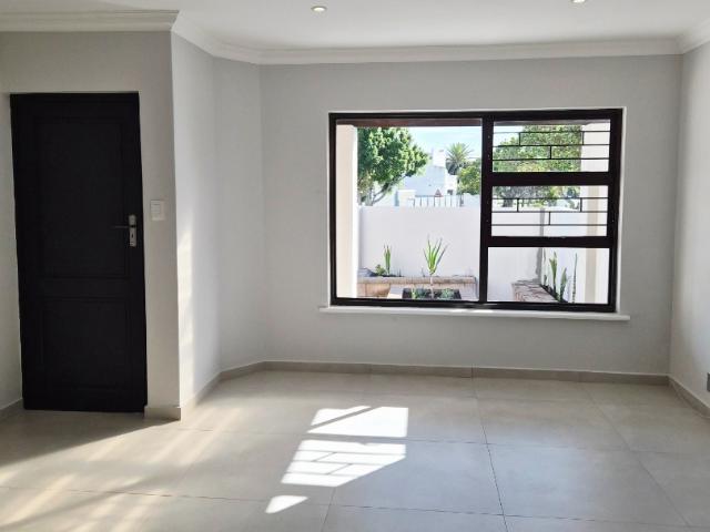 3 Bedroom House To Rent in Panorama
