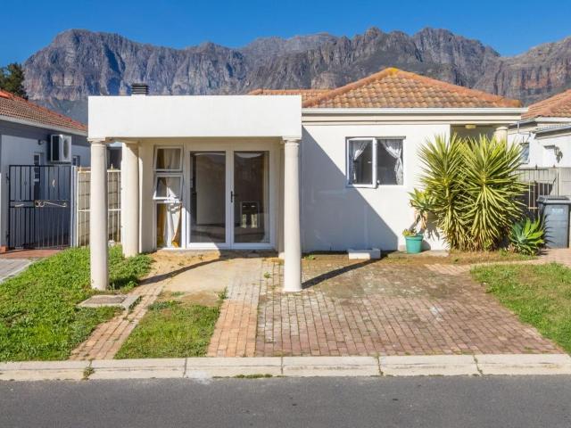 3 Bedroom house to rent in Paarl East