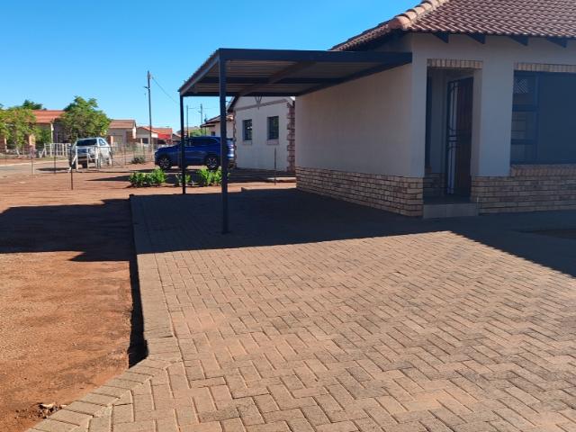 3 Bedroom House To Rent in Postdene