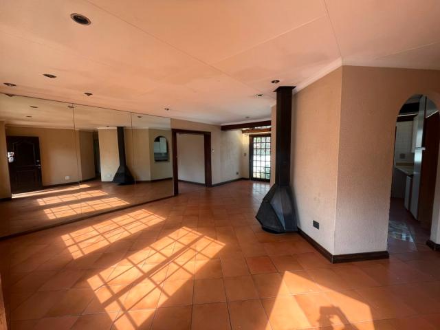 3 Bedroom House To Rent in Randpark Ridge