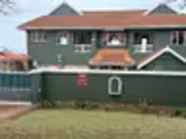 3 Bedroom House Uvongo Uvongo 103832335