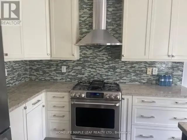 3 Bedroom House Vaughan ON 103594546