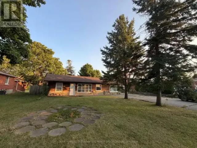 3 Bedroom House Vaughan ON 104638525