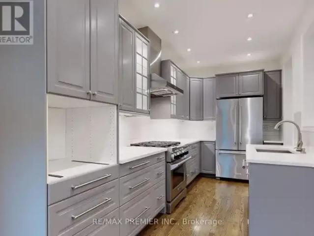 3 Bedroom House Vaughan ON LS100564157