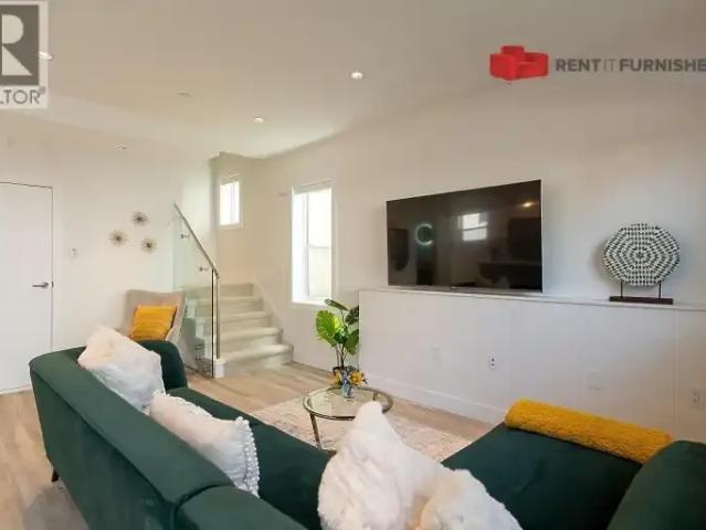 3 Bedroom House Vancouver BC 103151873