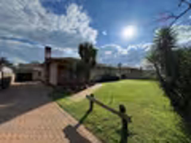 3 Bedroom House Vanderbijlpark CW 6 Vanderbijlpark CW 6 103693909
