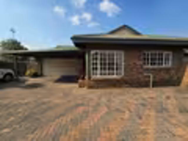 3 Bedroom House Vanderbijlpark SE 3 Vanderbijlpark SE 3 103693694