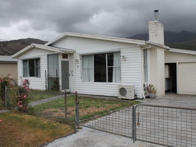 16 Sedgewick Street, QUEENSTOWN, TAS 7467
