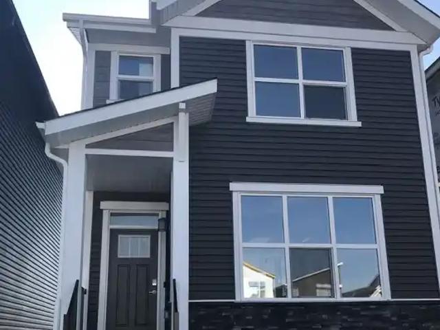 3 bedroom home with solar panels and smart system for rent in Belmont